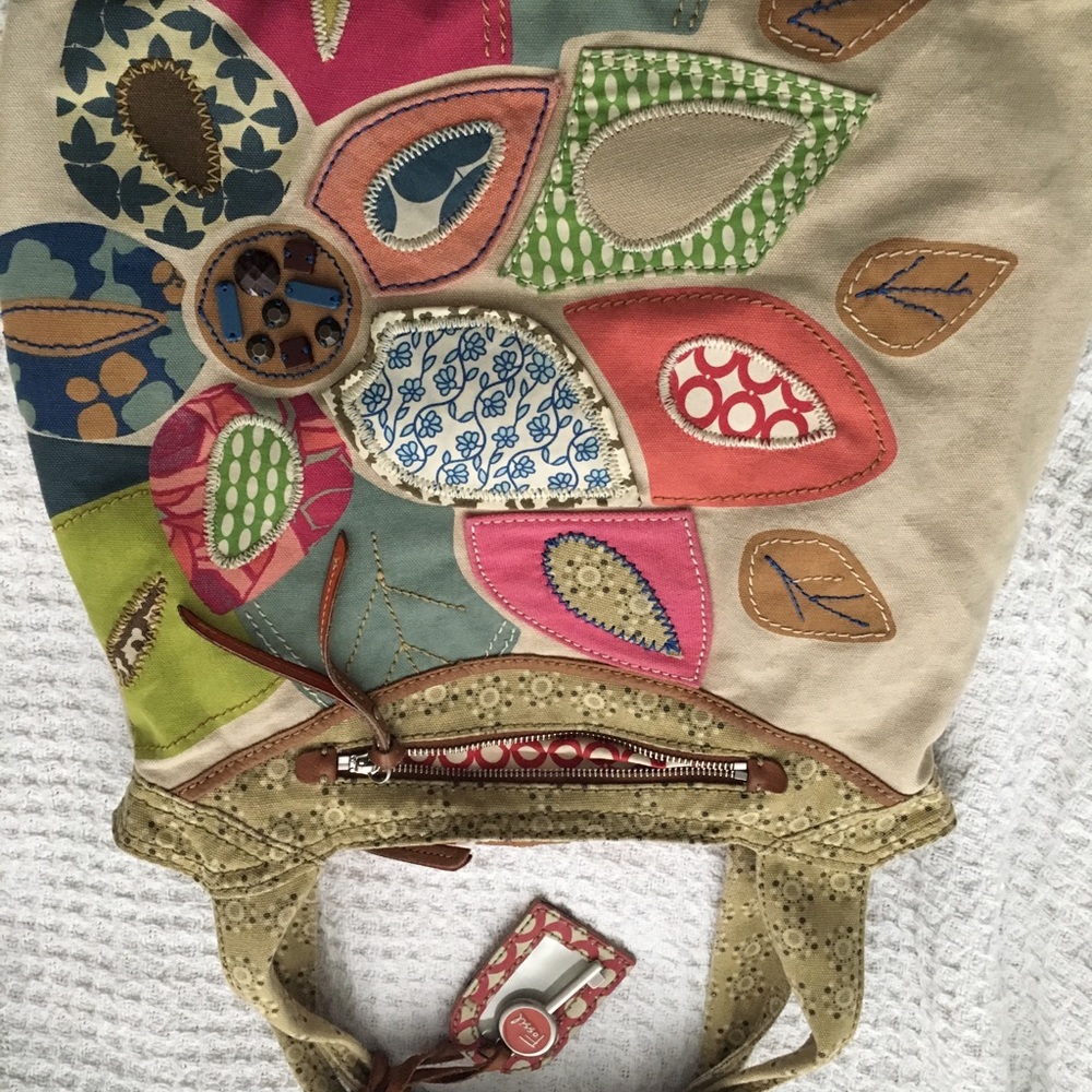 Fossil purse